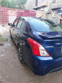 نيسان فيرسا